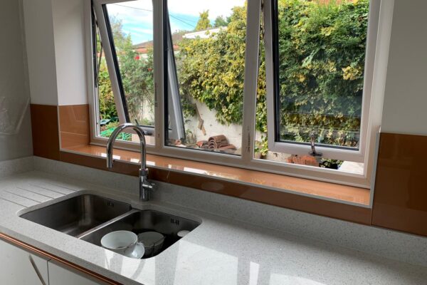 14C46431-DD5D-4AEA-876E-E0B489E6E587 Kitchen Splashbacks