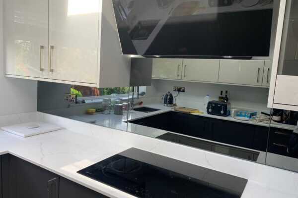 70F4C08B-2CD1-4683-AB06-C9D03399328A Kitchen Splashbacks