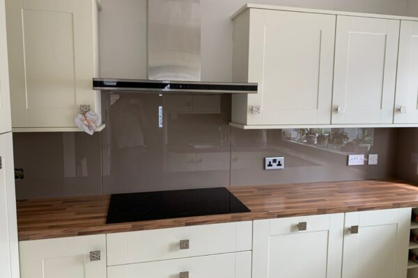 B12AE981-1053-4F46-9FA1-03767D54BB06 Kitchen Splashbacks